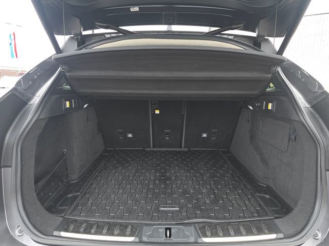Used 2019 Jaguar F-PACE Prestige image 7