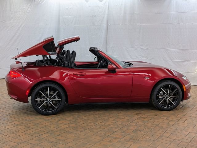 New 2026 MAZDA MX-5 Miata RF Grand Touring w/ Weather Package image 9