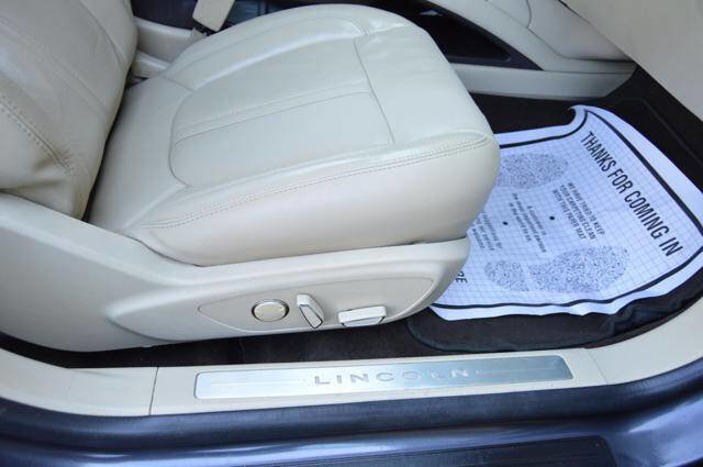 Used 2014 Lincoln MKZ AWD w/ Equipment Group 102A Reserve image 29