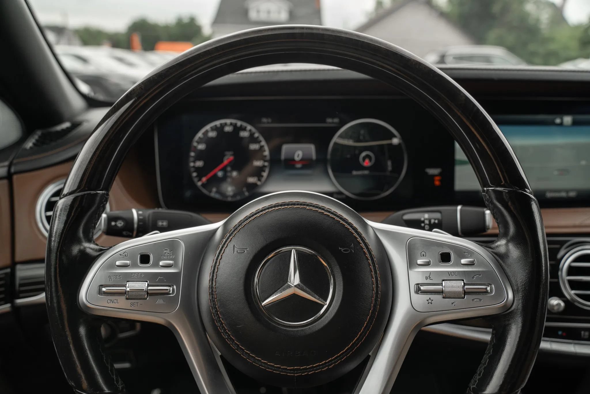 Used 2019 Mercedes-Benz Maybach S 560 4MATIC image 38