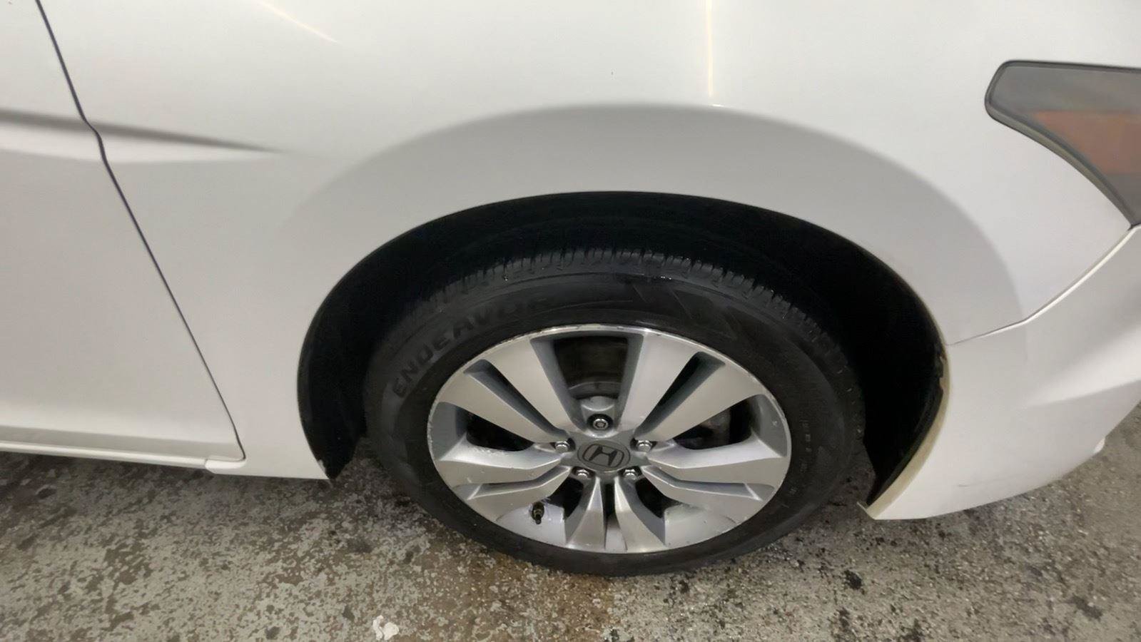 Used 2012 Honda Accord EX-L image 18