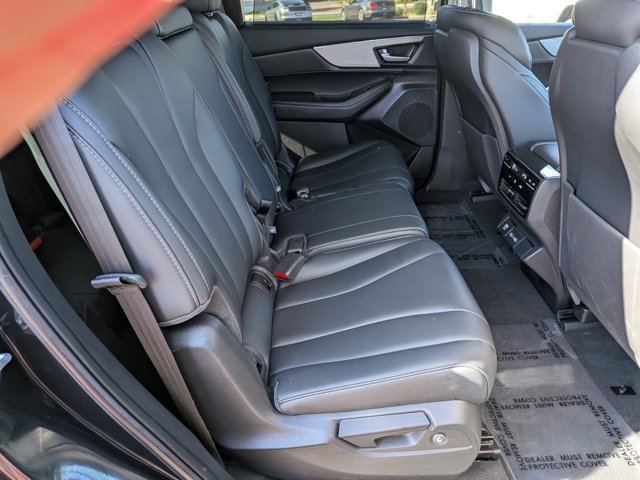 Used 2024 Acura MDX SH-AWD w/ Technology Package image 16