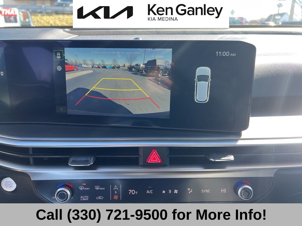 Certified 2025 Kia Sorento S image 39