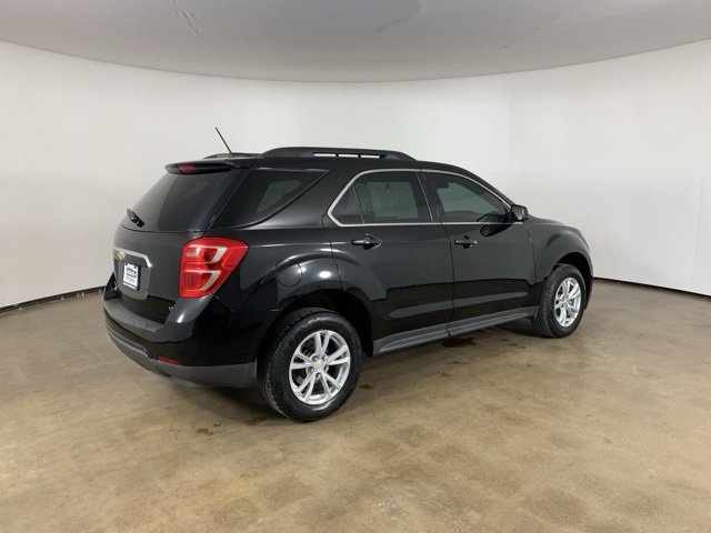 Used 2017 Chevrolet Equinox LT w/ Convenience Package image 8