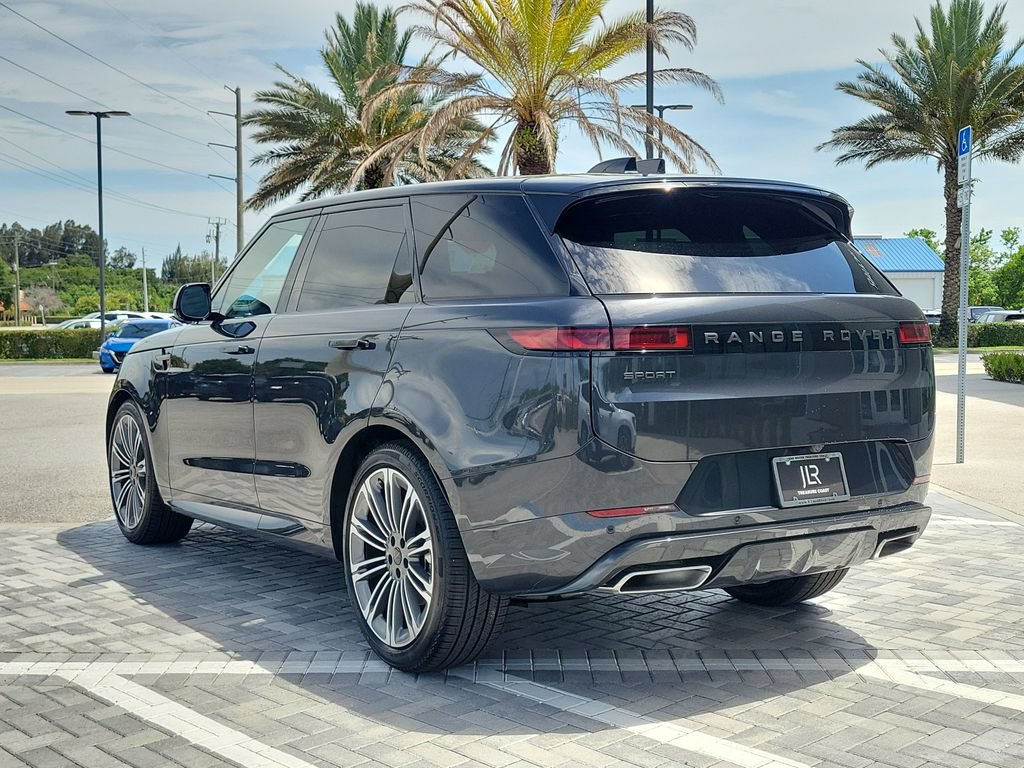 New 2026 Land Rover Range Rover Sport Dynamic SE AWD/4WD image 3