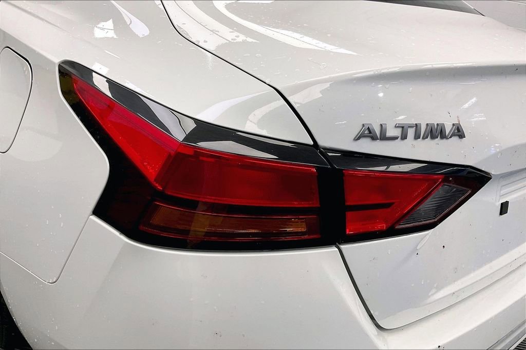 Certified 2024 Nissan Altima 2.5 SV FWD image 24