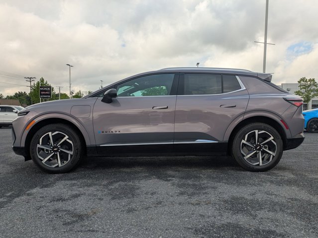 New 2025 Chevrolet Equinox EV LT w/ LPO, Blackout Package AWD/4WD image 5