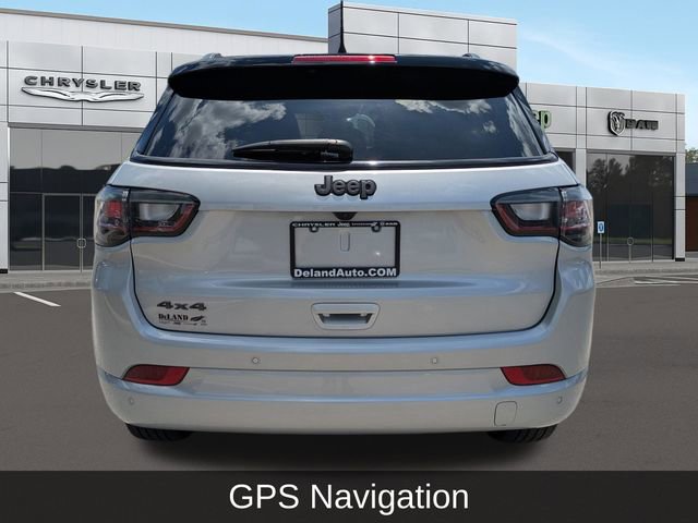 Used 2025 Jeep Compass Limited w/ Driver Assist Group I AWD/4WD image 5