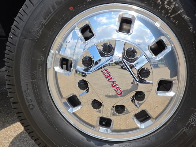 New 2026 GMC Sierra 3500 SLT w/ SLT Premium Package AWD/4WD image 13