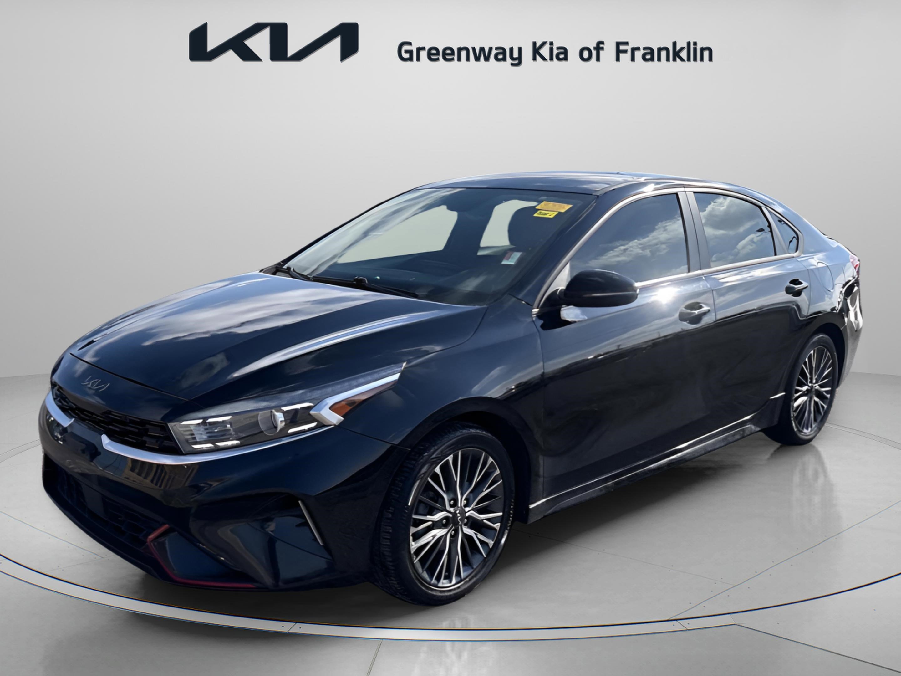 Used 2023 Kia Forte GT-Line w/ GT-Line Technology Package image 3