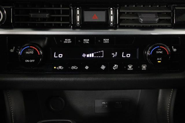 Certified 2024 Nissan Pathfinder SV w/ Black Appearance Package FWD image 22