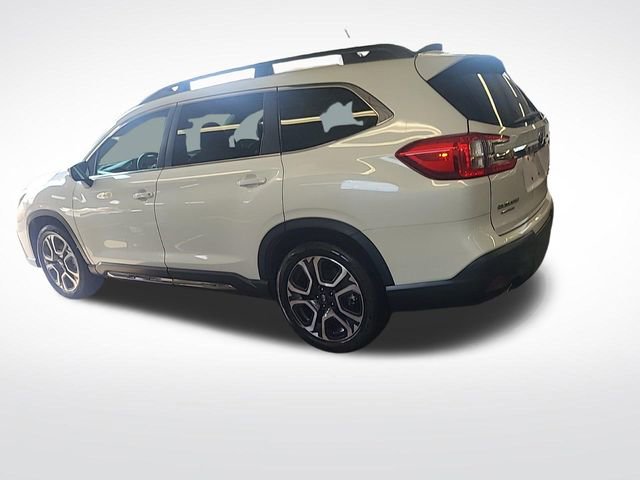 Used 2023 Subaru Ascent Limited image 8