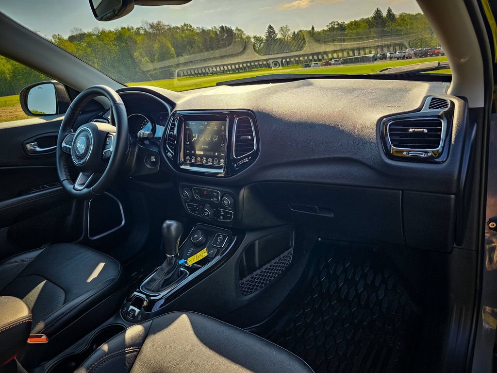 Certified 2021 Jeep Compass Limited AWD/4WD image 37