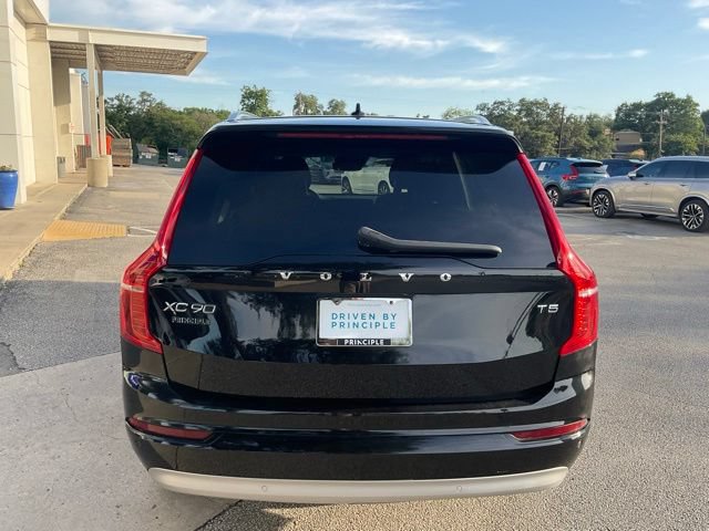Certified 2022 Volvo XC90 T5 Momentum FWD image 6