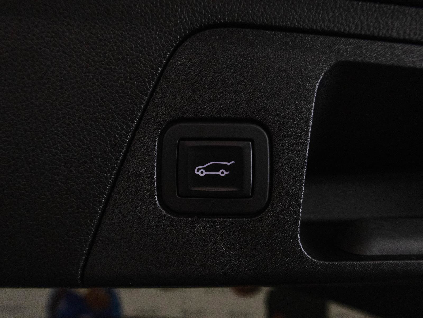 Used 2020 Buick Envision Essence image 25