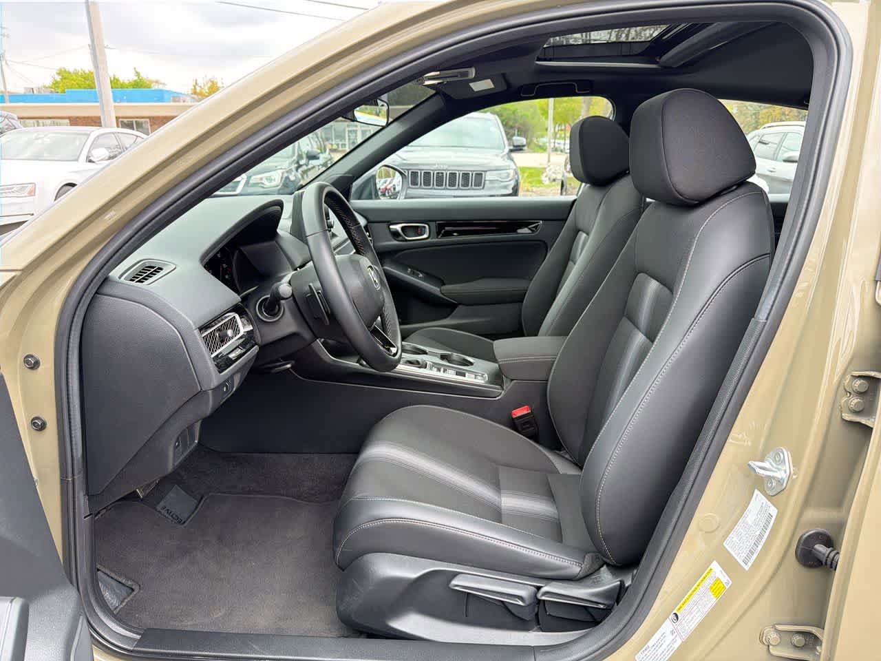 Used 2025 Honda Civic Sport image 21