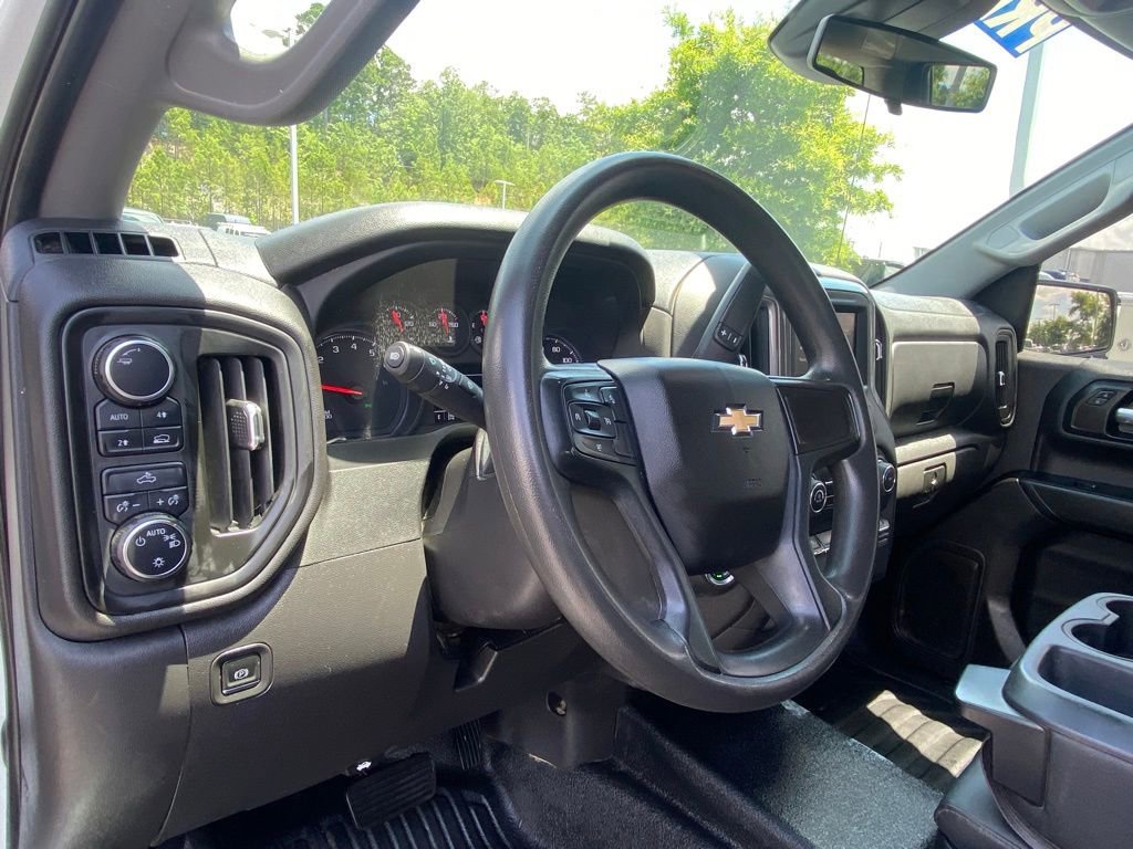 Used 2022 Chevrolet Silverado 1500 W/T w/ WT Value Package AWD/4WD image 9