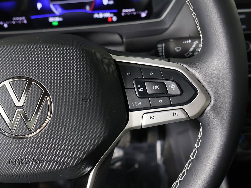 Used 2024 Volkswagen Tiguan S image 38