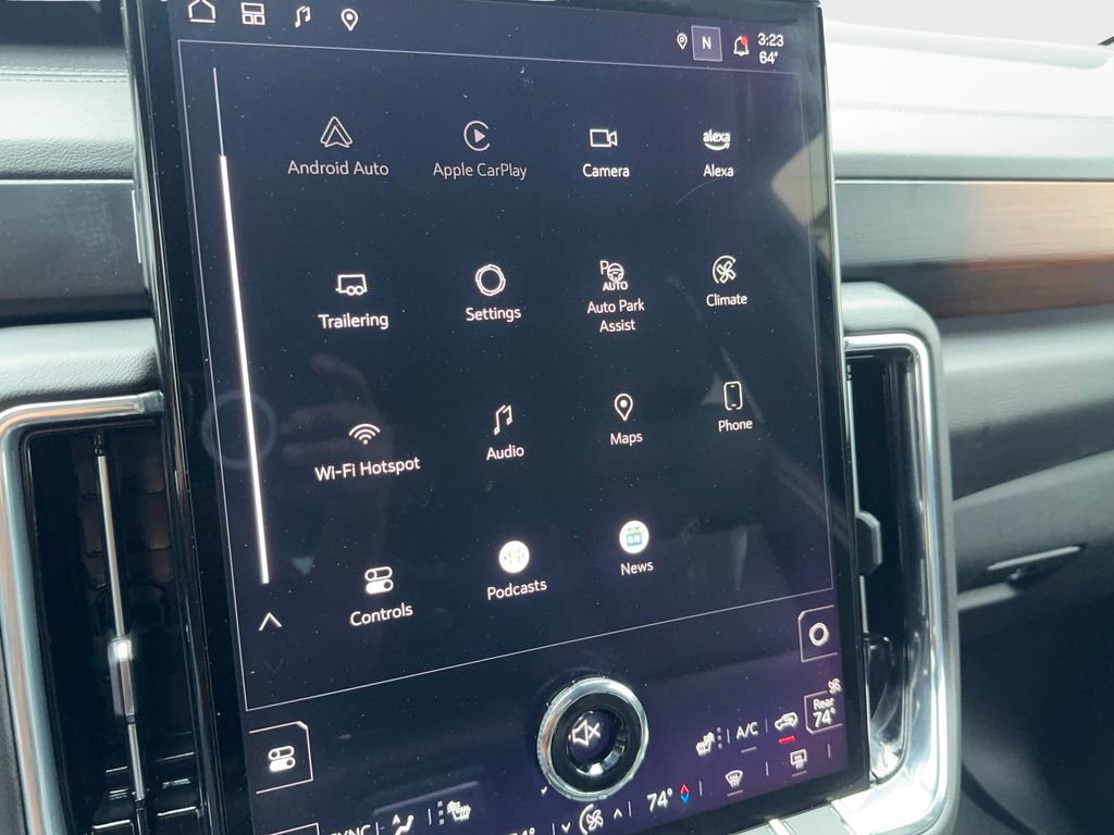 Used 2025 GMC Yukon Denali AWD/4WD image 20