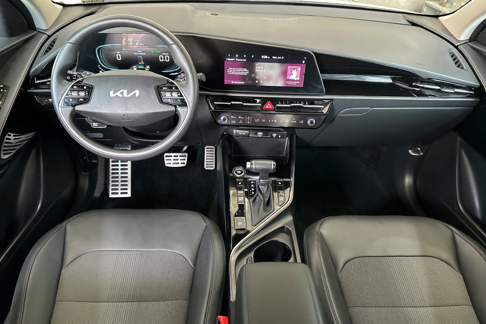 Certified 2023 Kia Niro EX Touring FWD image 14