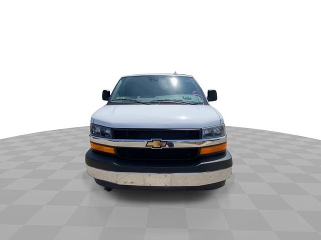 Used 2025 Chevrolet Express 3500 LT w/ LT Preferred Equipment Group RWD image 5