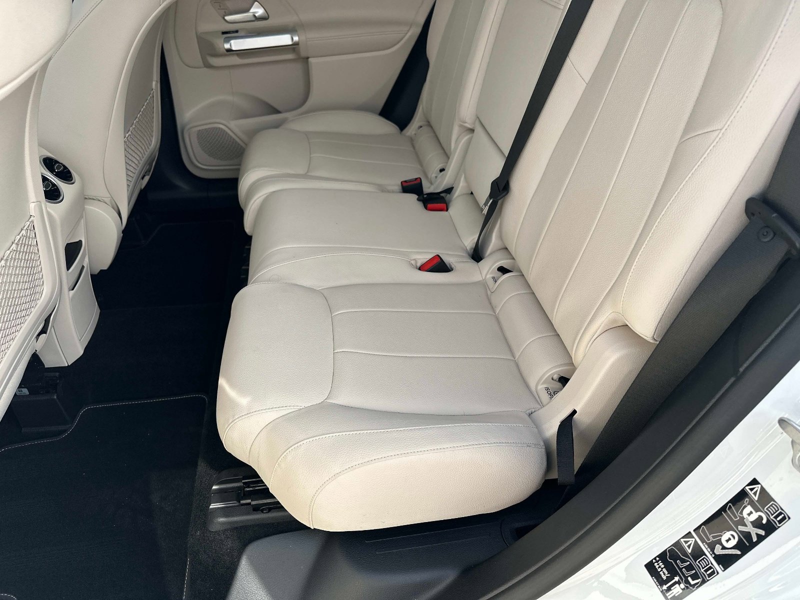 Certified 2023 Mercedes-Benz GLB 250 image 13