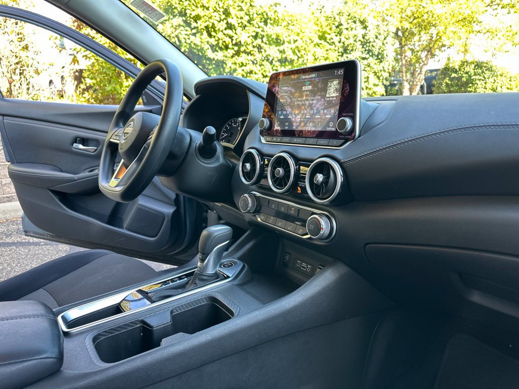 Used 2024 Nissan Sentra SV FWD image 23