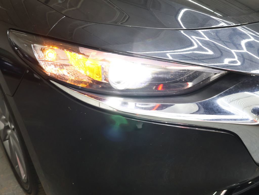 Used 2025 MAZDA MAZDA3 s image 27