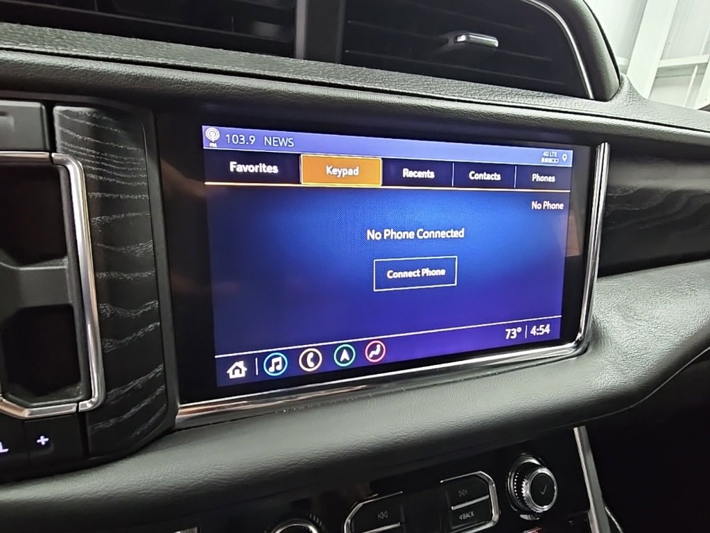 Used 2021 GMC Yukon XL Denali w/ Denali Premium Package image 15