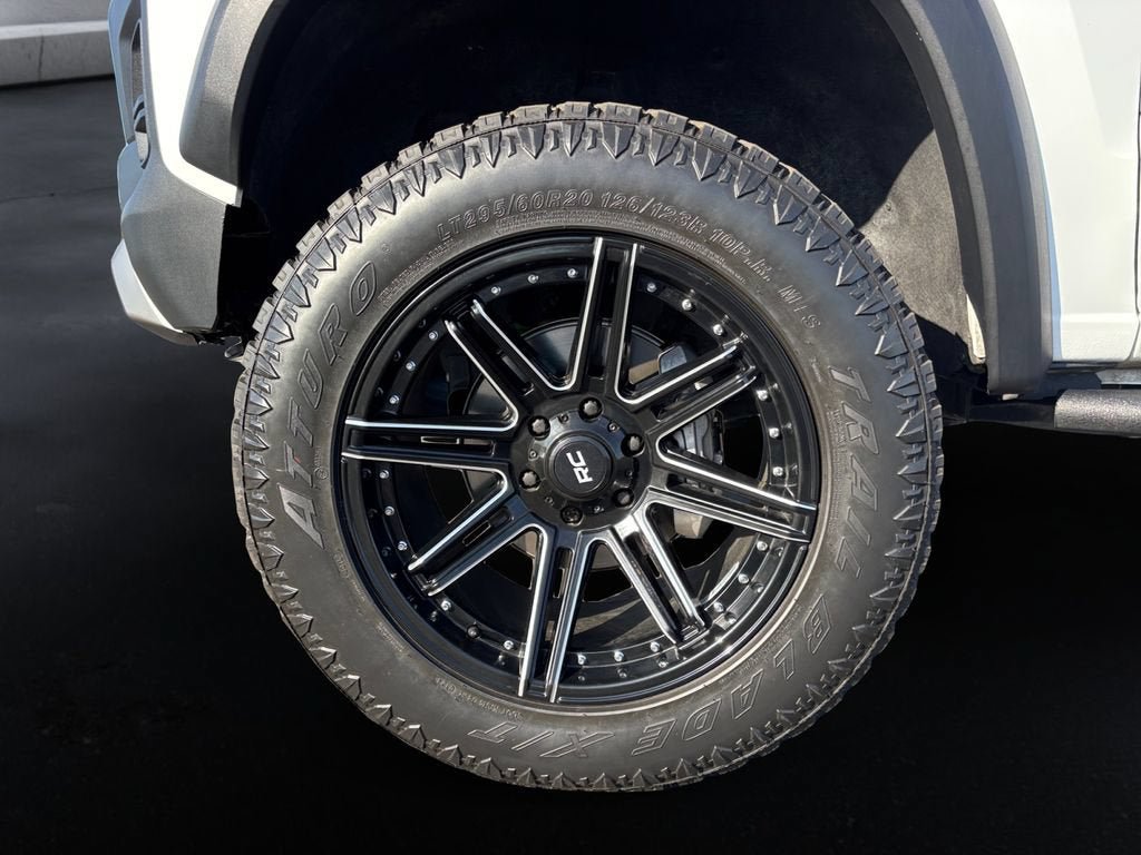 Used 2023 Chevrolet Colorado Trail Boss w/ LPO, Skid Plate Package AWD/4WD image 9
