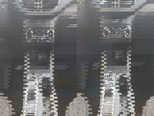 Used 2024 Ford Escape Active image 11