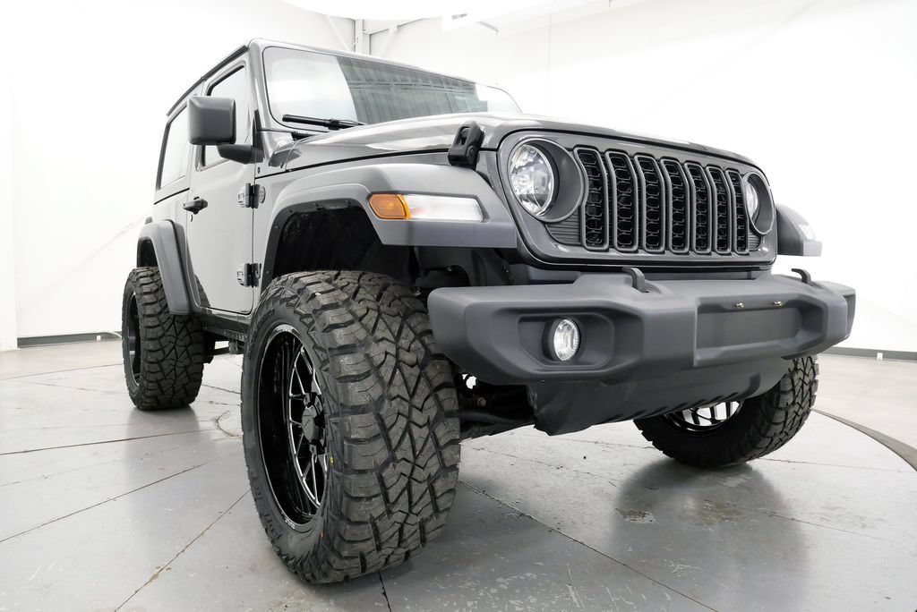 Used 2024 Jeep Wrangler Sport AWD/4WD image 34