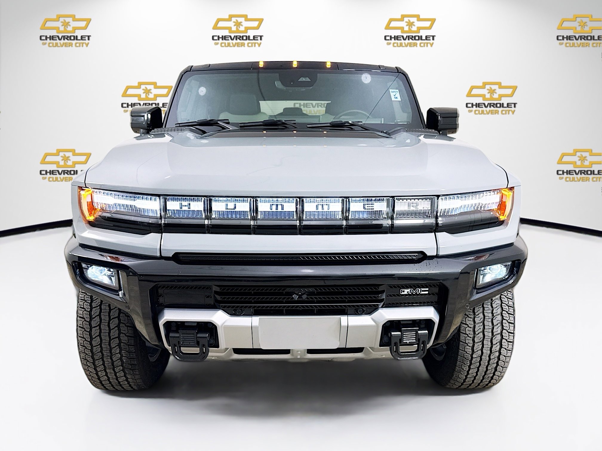 Used 2026 GMC Hummer EV SUV image 2