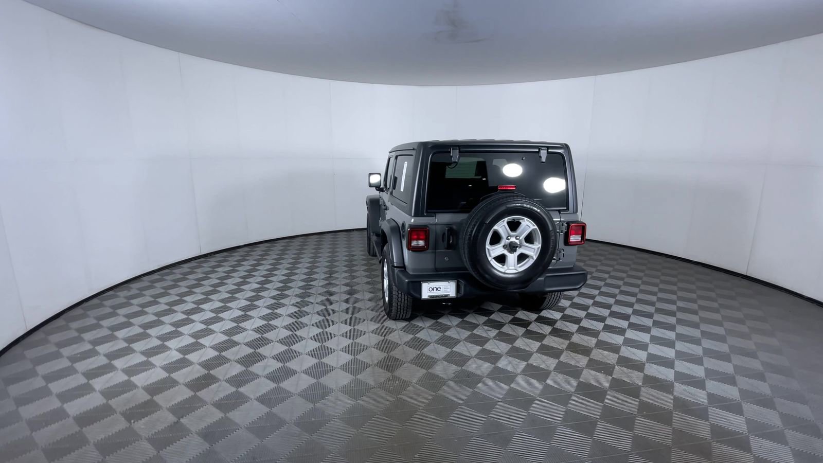 Used 2019 Jeep Wrangler Sport image 7