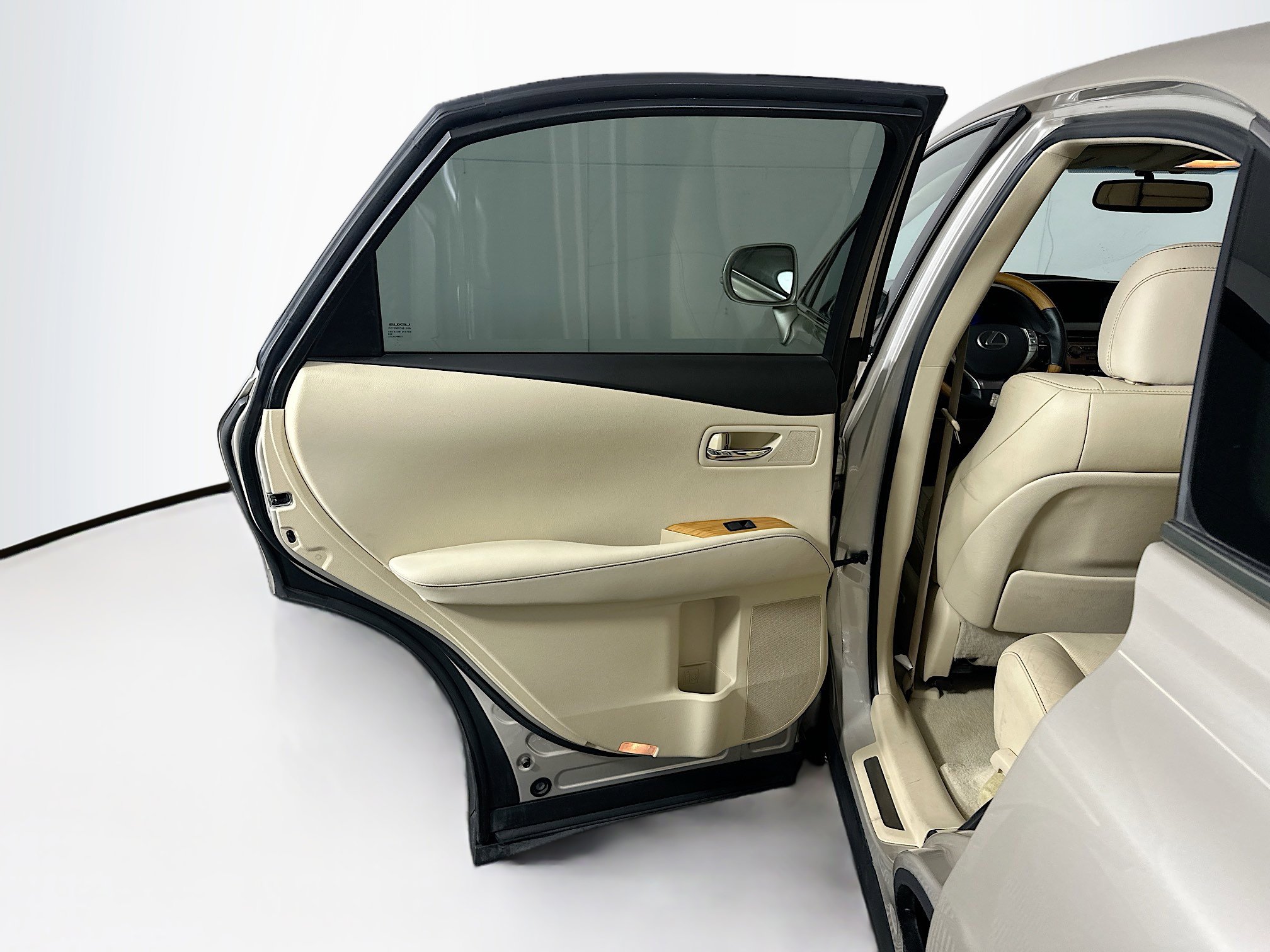 Used 2015 Lexus RX 450h FWD image 28