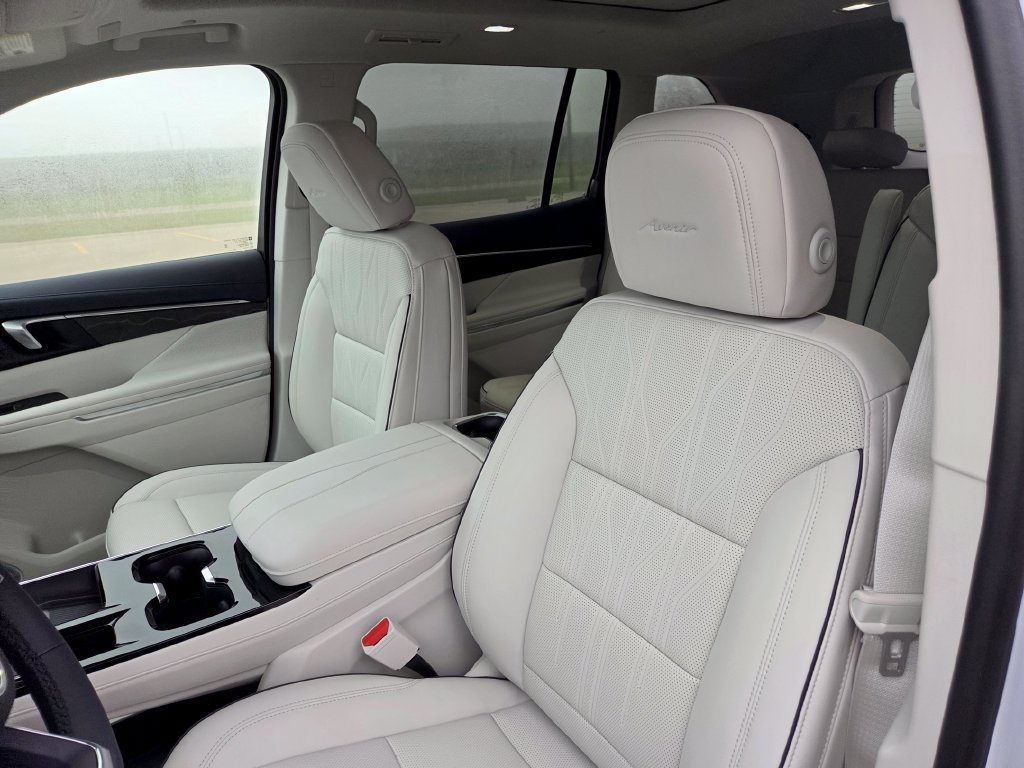 New 2027 Buick Enclave Avenir AWD/4WD image 6