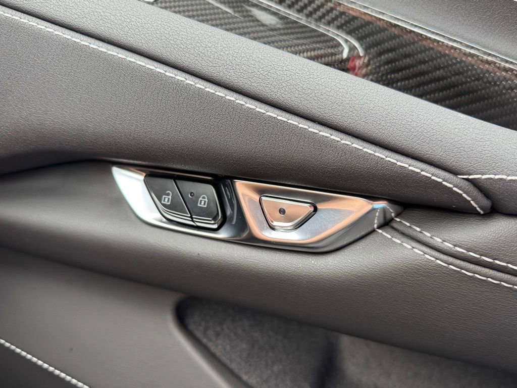 Used 2025 Chevrolet Corvette Z06 w/ Battery Protection Package image 52