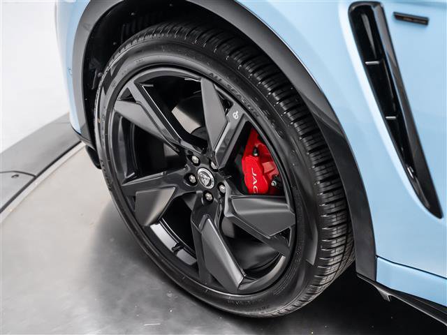 New 2026 Jaguar F-PACE SVR 575 Edition image 13