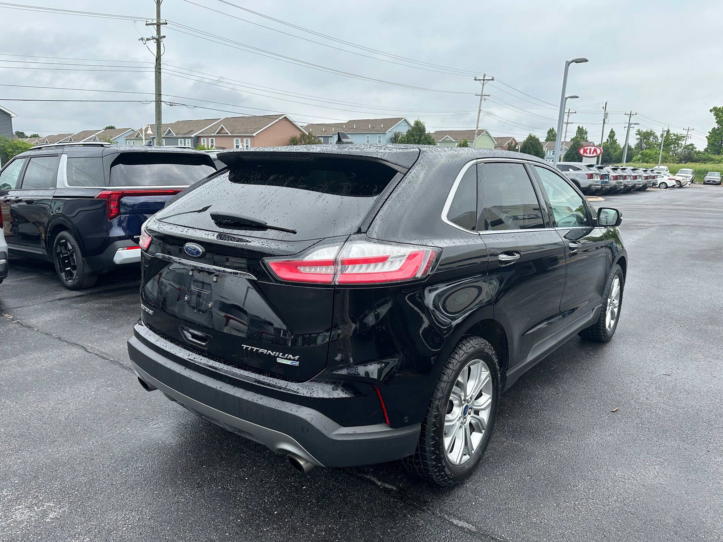 Used 2020 Ford Edge Titanium w/ Equipment Group 301A AWD/4WD image 5