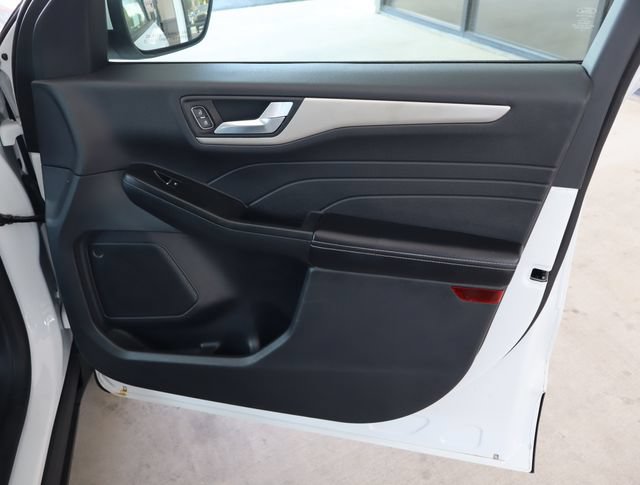 Used 2022 Ford Escape SEL FWD image 45
