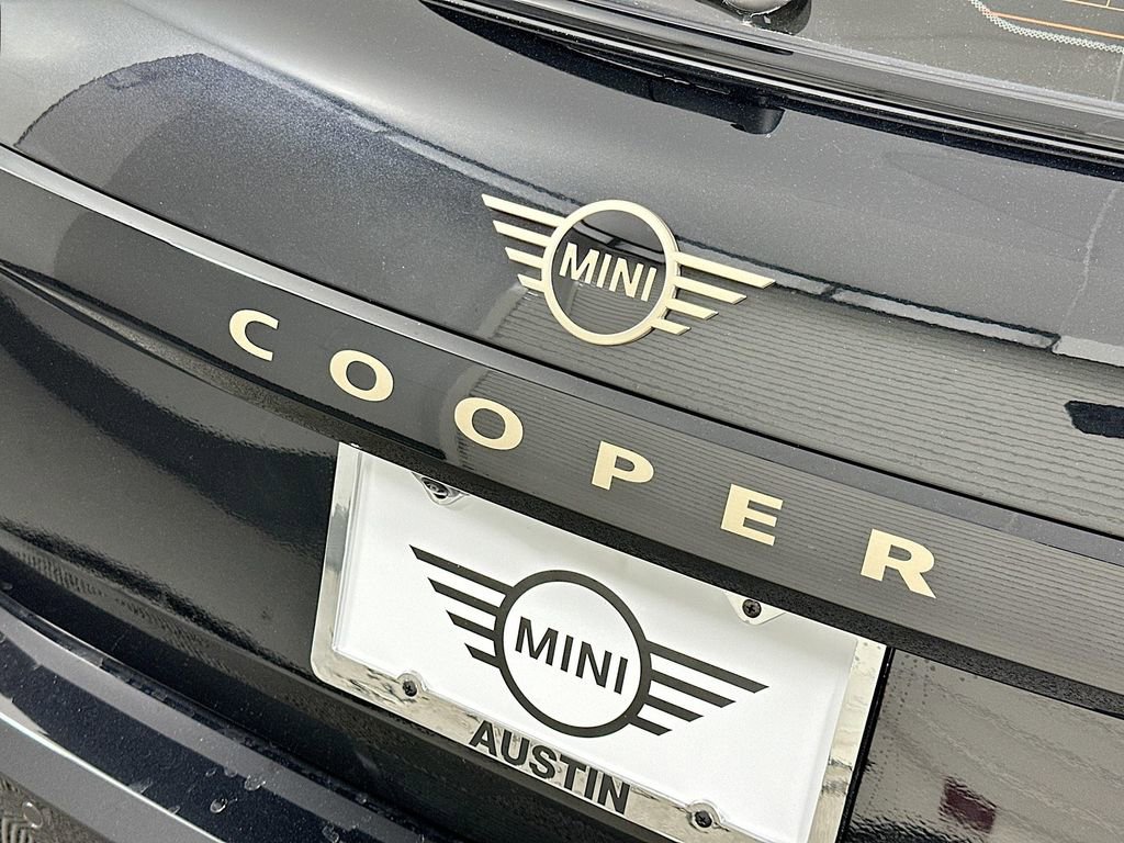 Certified 2025 MINI Cooper 4-Door Hardtop FWD image 20