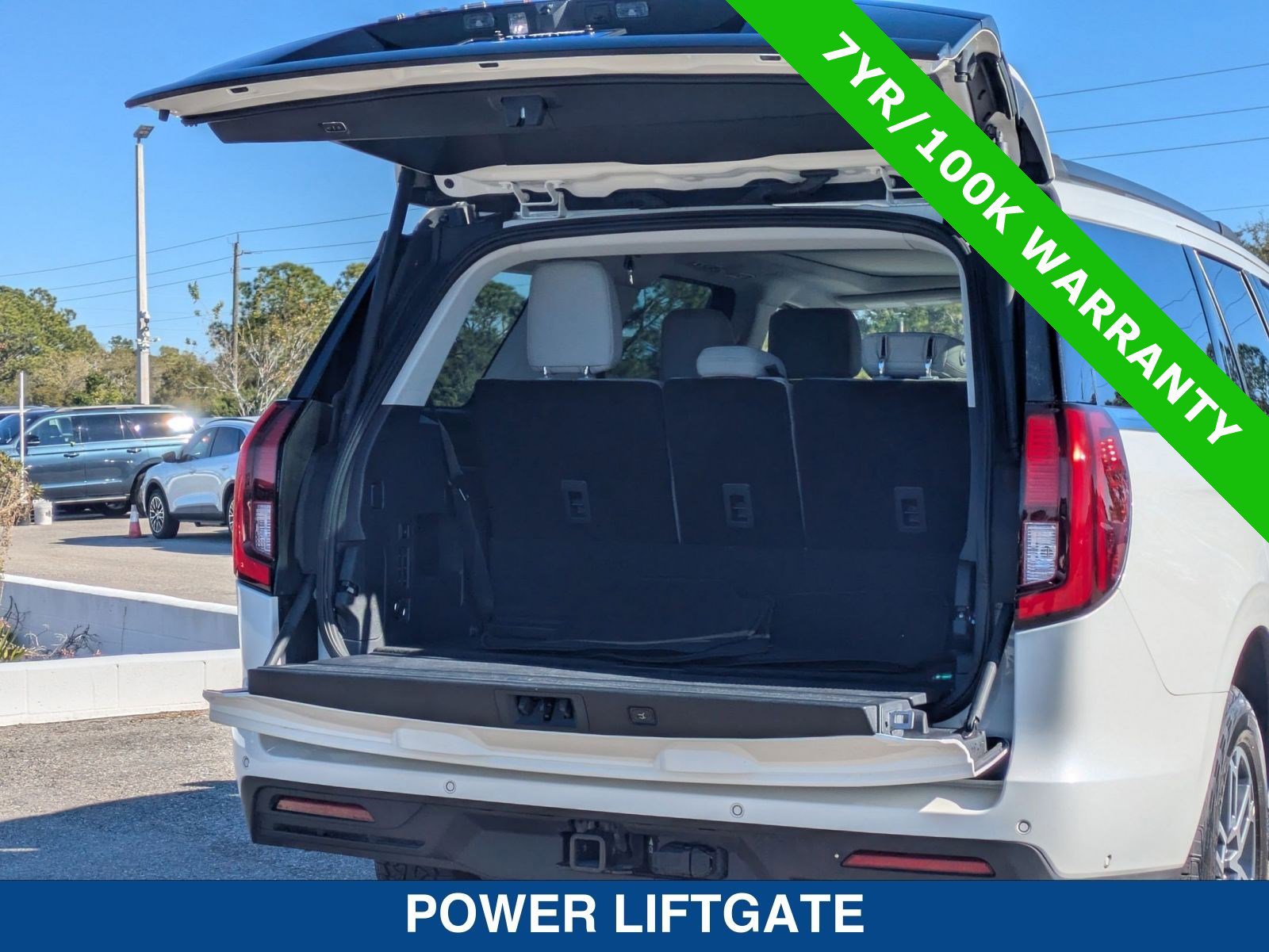 Certified 2025 Ford Expedition Active image 16