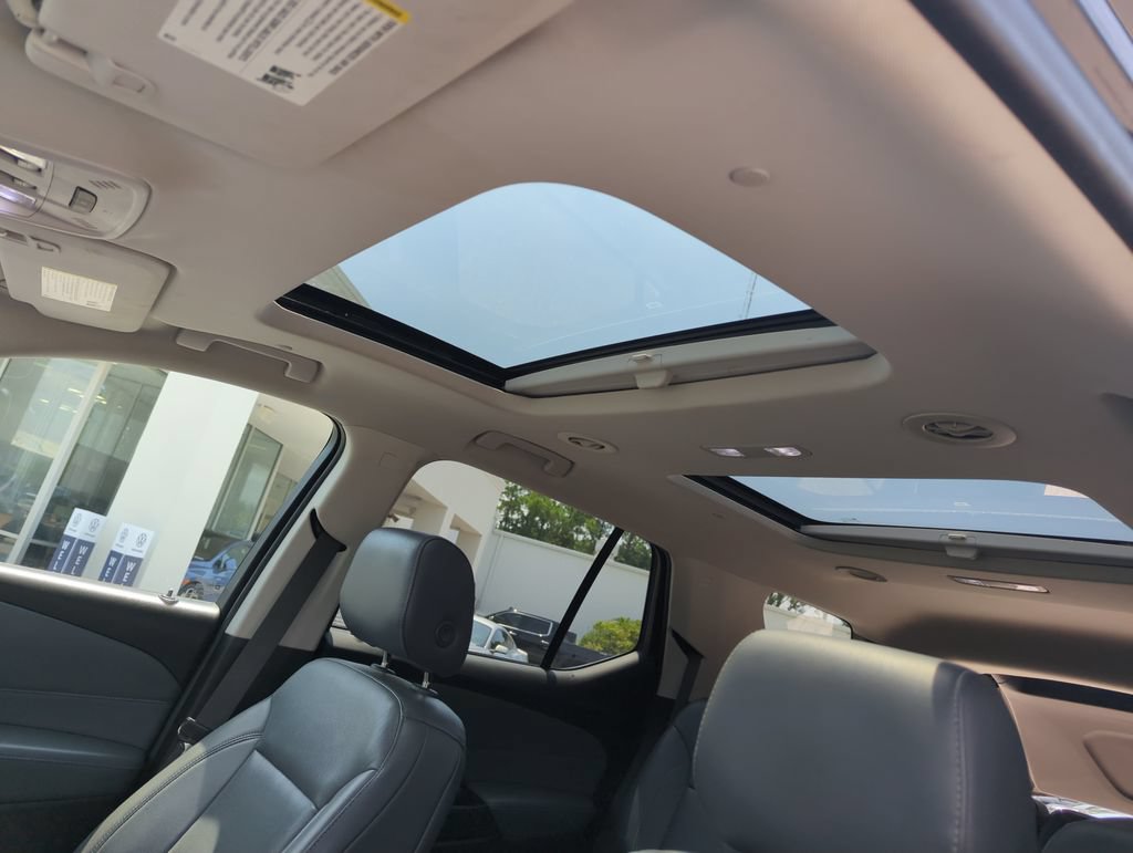 Used 2019 Chevrolet Traverse Premier w/ Driver Confidence II Package FWD image 29