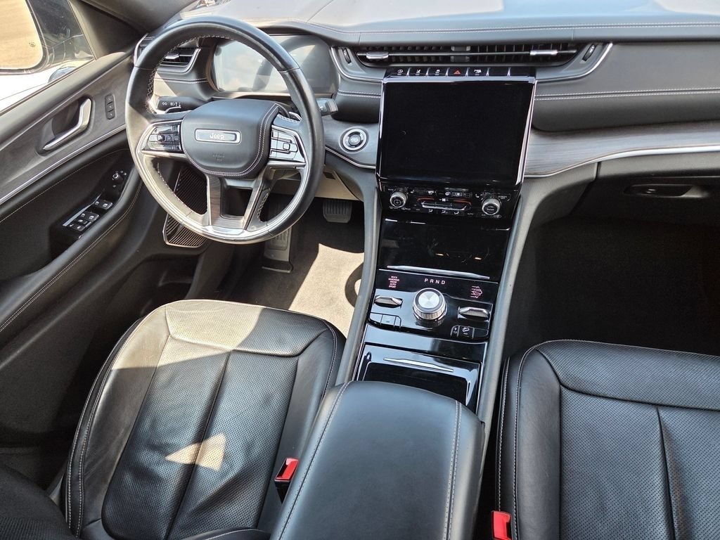 Used 2022 Jeep Grand Cherokee L Overland AWD/4WD image 39