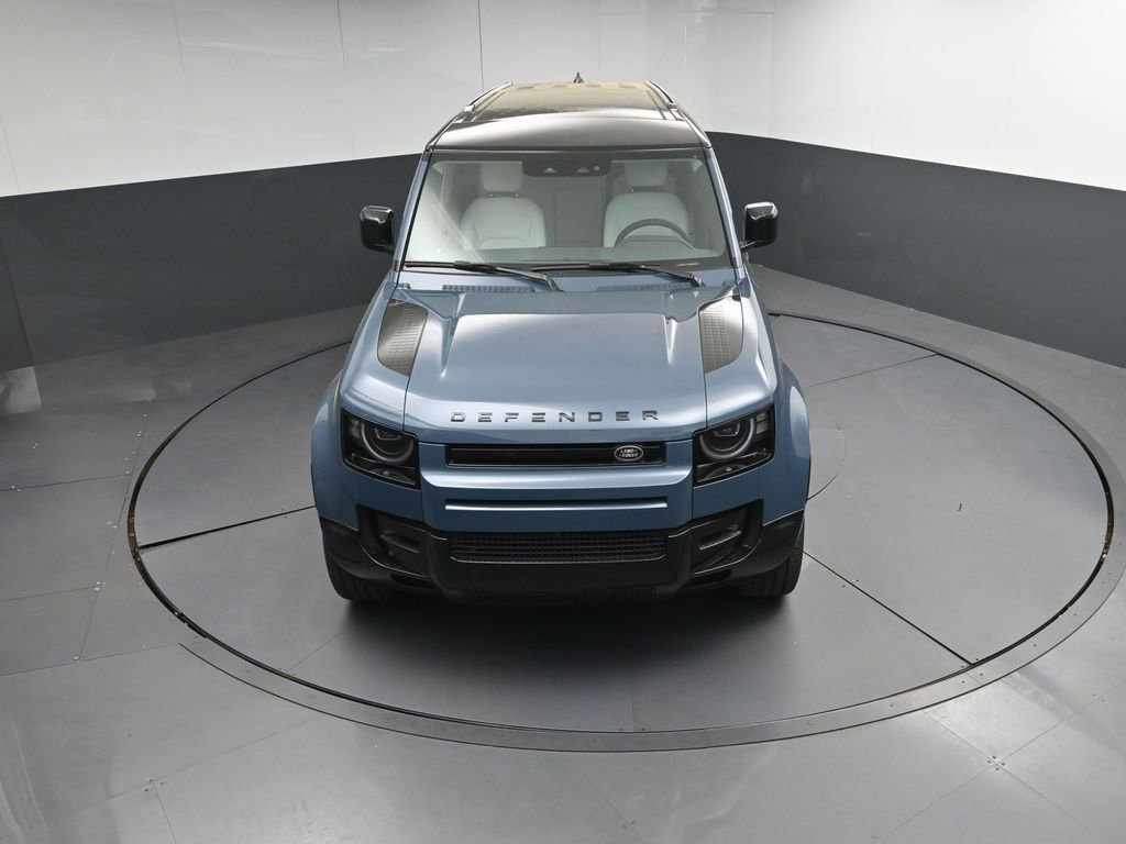 New 2026 Land Rover Defender 110 X-Dynamic SE AWD/4WD image 37