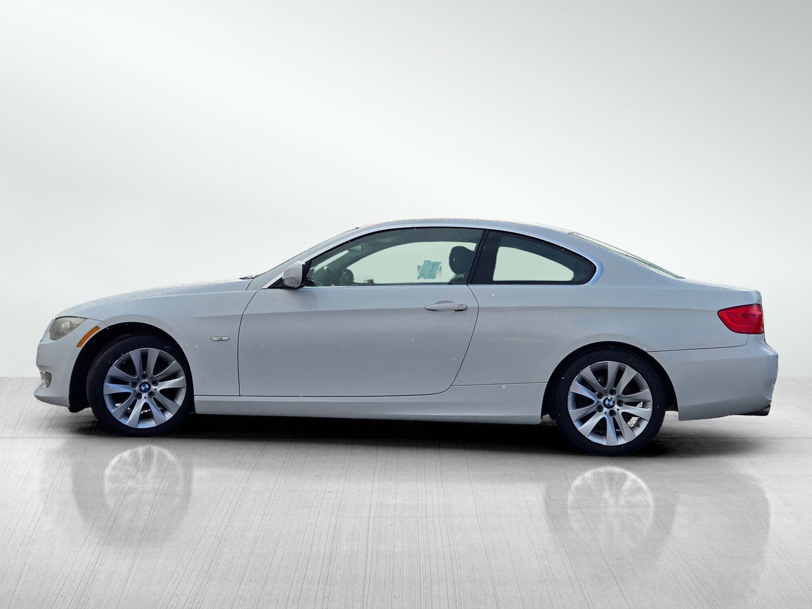 Used 2011 BMW 328i Coupe image 7