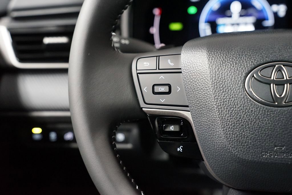 New 2026 Toyota Camry SE FWD image 14