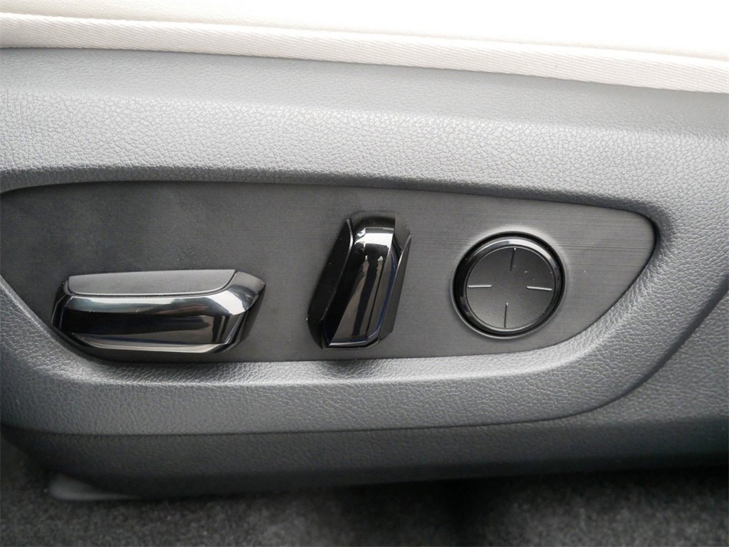 New 2025 Lexus NX 450h+ AWD w/ Luxury Package image 16