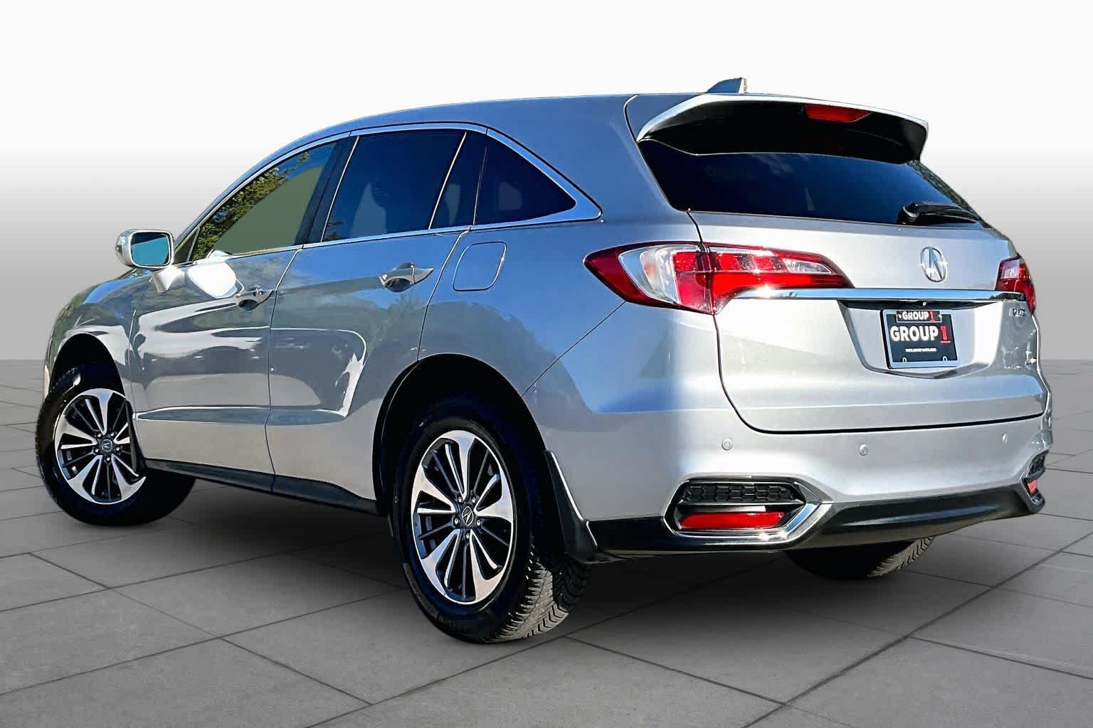 Used 2018 Acura RDX w/ Advance Package AWD/4WD image 11