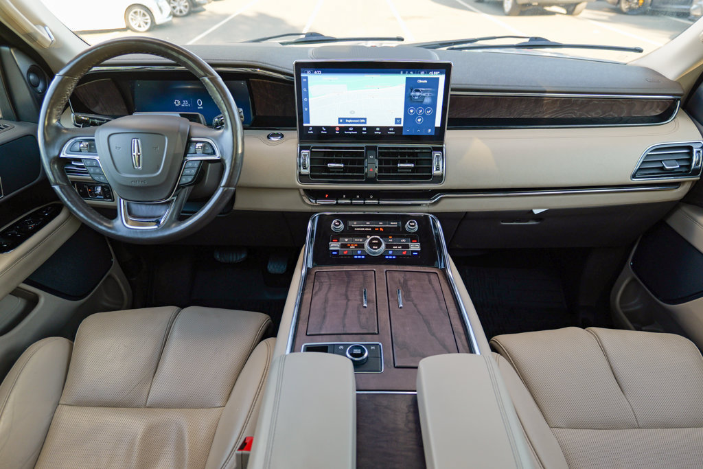 Used 2023 Lincoln Navigator L Reserve AWD/4WD image 41